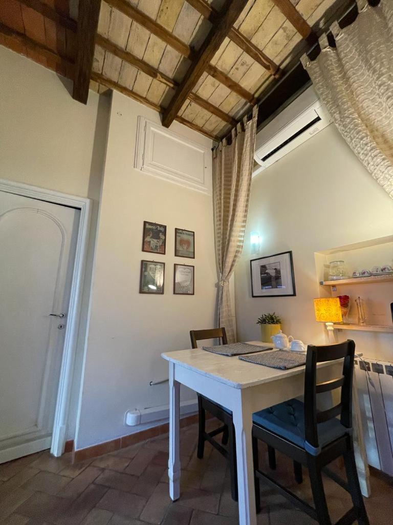 Boutique Grifone Roma Quarto foto